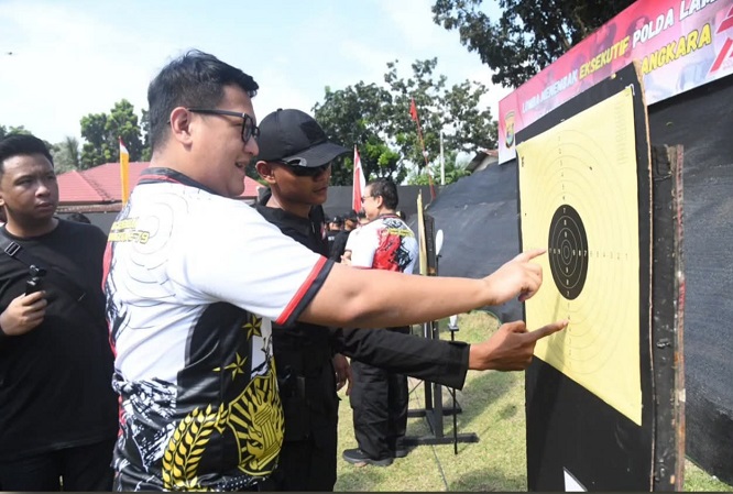 Ketua DPRD Lampung Hadiri Lomba Menembak HUT Bhayangkara