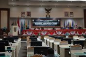 Rapat Paripurna DPRD, Sampaikan Catatan Strategis Raperda Perubahan APBD Lampung 2025