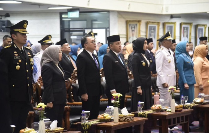 Wakil Ketua I DPRD Lampung Hadiri Pelantikan Bupati Way Kanan