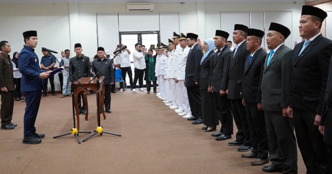 8 Camat Wajah Baru Dilantik, Bupati Egi: Harus Punya Mental Melayani