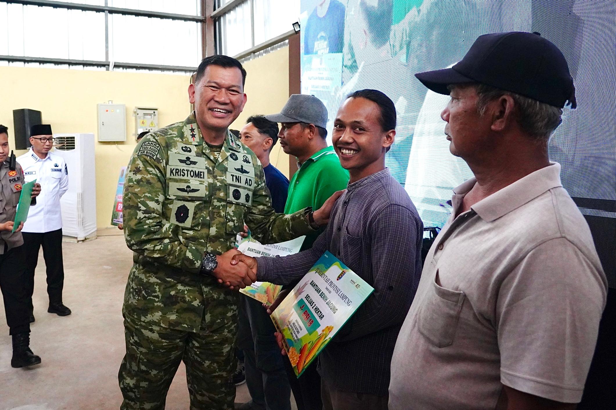 Pangdam XXI/Radin Inten Ikuti Zoom Meeting Penanaman Jagung Serentak Kuartal IV Tahun 2025, Dukung Swasembada Pangan Nasional