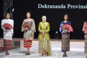 Ketua Dekranasda Provinsi Lampung Buka Lampung Fashion Tendance 2025, Tampilkan Desainer dari Sejumlah Negara