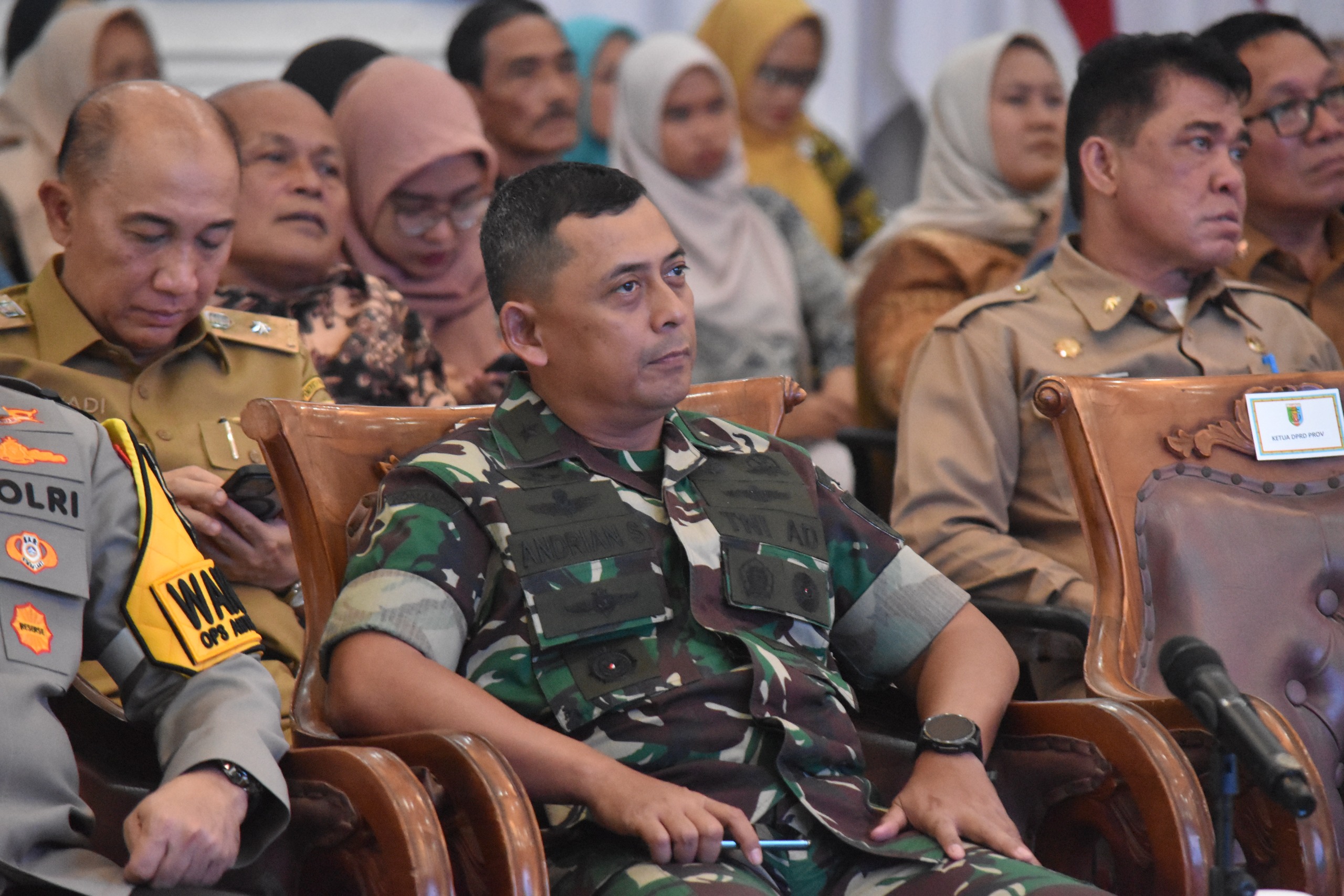 Kasdam XXI/RI Bersama Wagub dan Forkopimda Provinsi Lampung Hadiri Akad Massal KUR 800.000 Debitur dan Peluncuran KPP