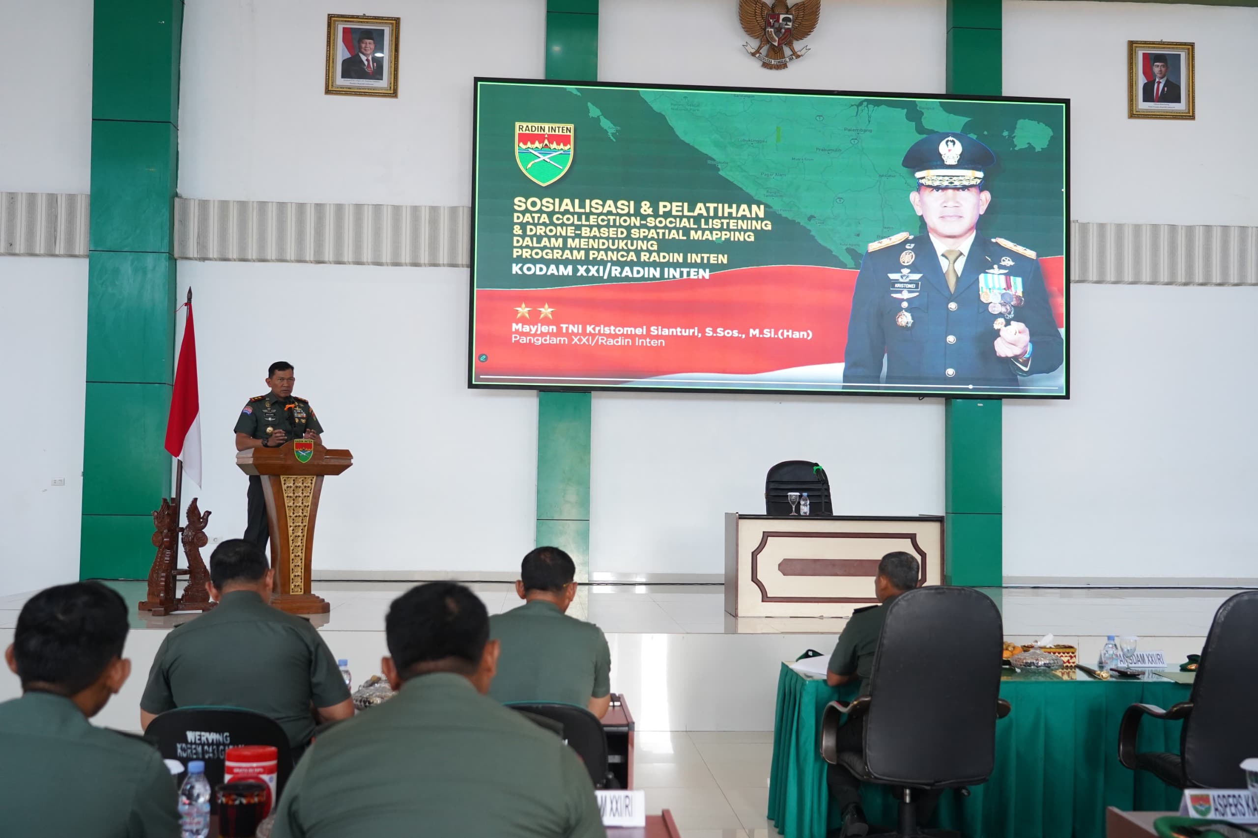 Pangdam XXI/Raden Inten Buka Pelatihan Collection Social Listening dan Drone Based Spatial Mapping
