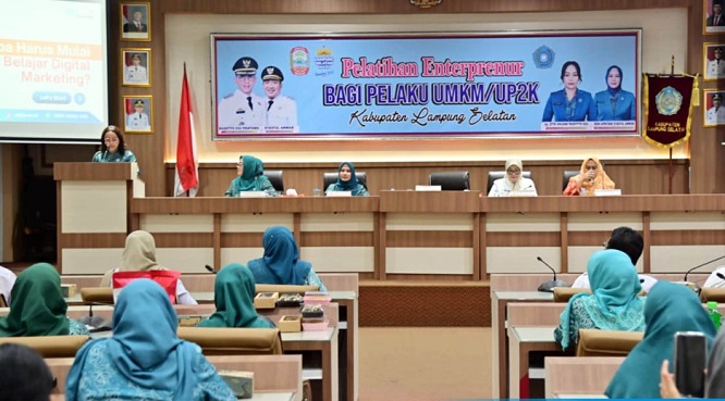 Zita Anjani Dorong Ibu-Ibu PKK Naik Kelas, 100 UMKM Dilatih Go Digital