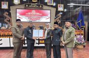 Gelar Rapat Paripurna DPRD Kota Metro : Raperda RPJMD 2025-2029 Disahkan Menjadi Perda