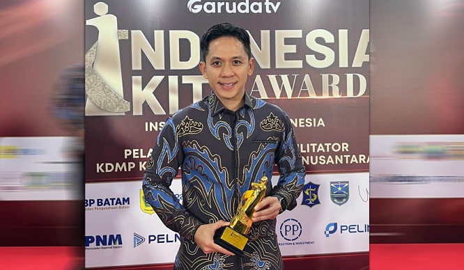 Bupati Radityo Egi Pratama Terima Penghargaan Nasional Inovasi Wisata dan Pangan Berkelanjutan