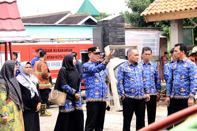 Kebakaran Gedung TK, Wali Kota Metro H. Bambang Imam Santoso instruksikan penanganan pasca kebakaran agar segera pulih