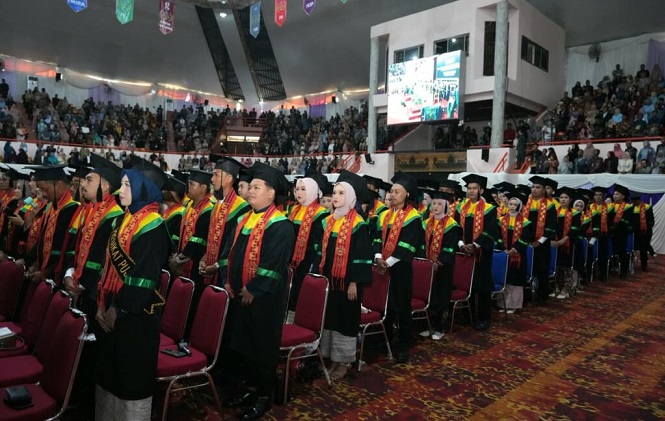 Unila Wisuda 760 Lulusan di Periode II 2025/2026
