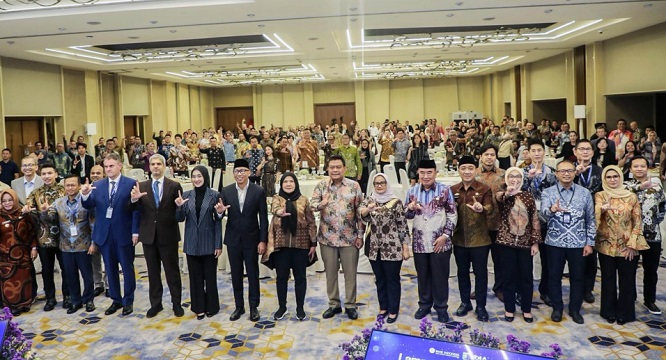 Wabup Syaiful Hadiri Forum Investasi Lampung 2025, Sekda Supriyanto Pantau Virtual dari Kalianda