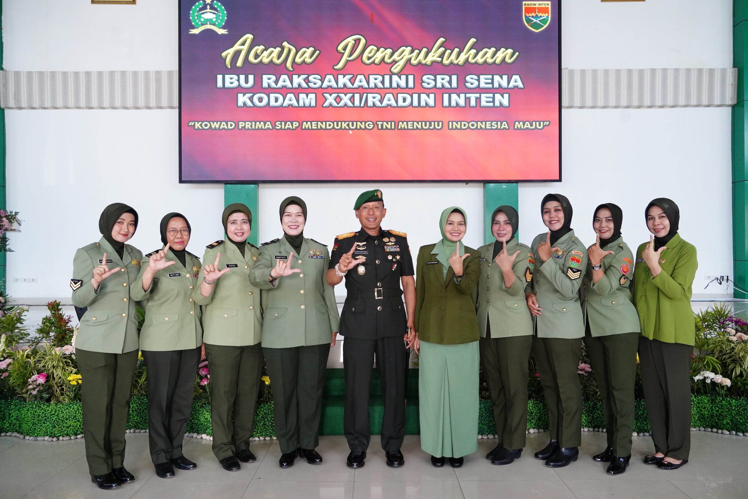 Danrem 043/Gatam Hadiri Pengukuhan Ibu Raksakarini Sri Sena Kodam XXI/Radin Inten Tahun 2025