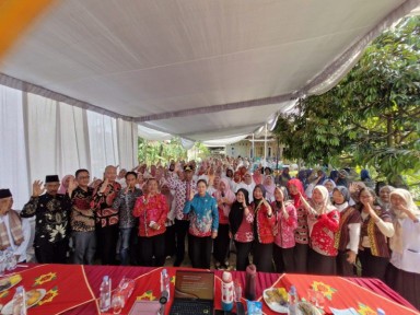 Anggota DPRD Lampung Teguhkan Pancasila di Simpang Agung