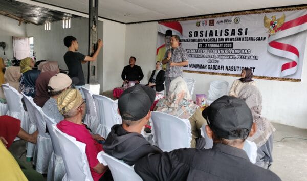 Anggota DPRD Lampung Sosialisasikan PIP-WK di Pekon Waringin Sari Timur