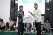 Wali Kota Metro HI. Bambang Imam Santosa Gelar Safari Ramadan Serahkan Bantuan Hibah ke Masjid Al Watoniah