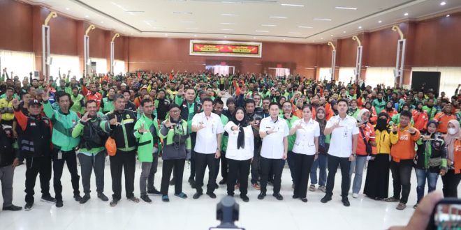 Pemkot Bandar Lampung Salurkan Bantuan Ramadhan Kepada Pengemudi Ojol