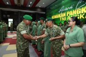 DANREM 043/GATAM TEKANKAN DISIPLIN DAN PROFESIONALISME PRAJURIT DALAM APEL LUAR BIASA