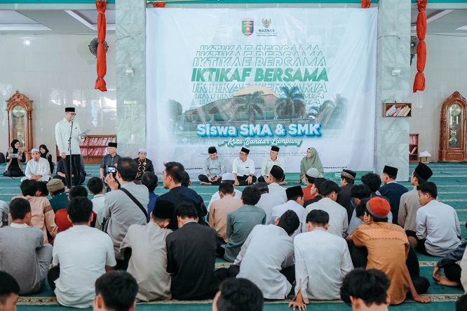 Iktikaf dan Pesantren Kilat Siswa SMA/SMK se-Kota Bandar Lampung, Gubernur Mirza Dorong Pembangunan Karakter dan Kualitas Akhlak Generasi Muda
