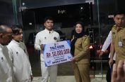Walikota Eva Dwiana Apresiasi Dan Memberikan Bonus Kepada Atlit Yang Mengharumkan Nama Kota Bandar Lampung