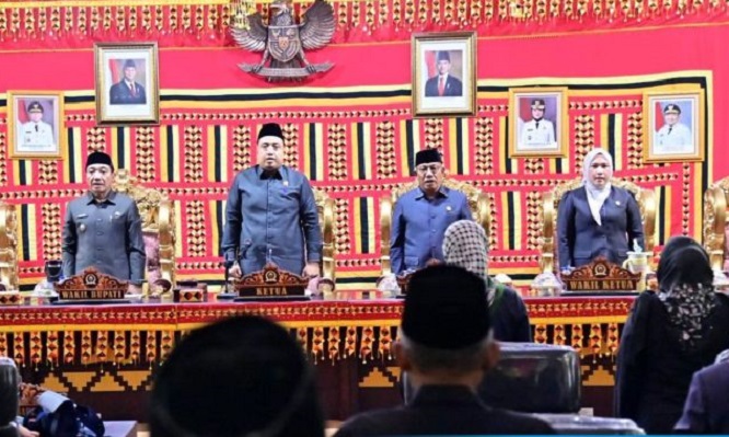 DPRD Lampung Selatan Rapat Paripurna Penyampaian Rekomendasi LKPJ Bupati Tahun Anggaran 2025