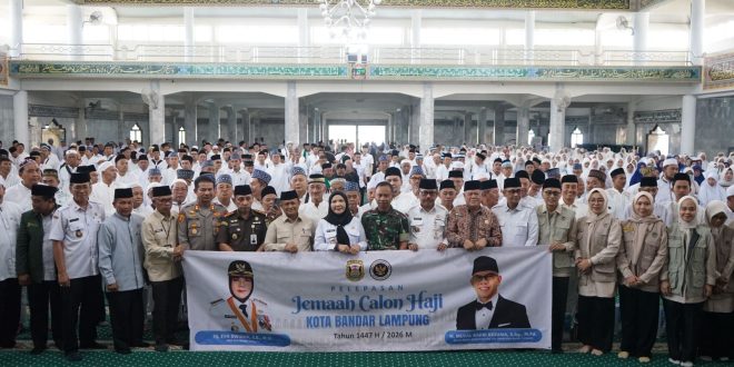Walikota Eva Dwiana Lepas Ratusan Jamaah Calon Haji