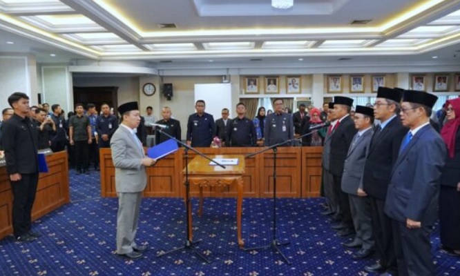 Pelantikan 5 Pejabat Pemprov Lampung, Gubernur Dorong Akselerasi Kinerja dan Inovasi