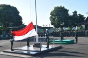 Danrem 043/Gatam Pimpin Upacara Bulanan, Sampaikan Amanat KASAD