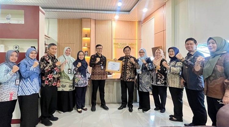 Lampung Selatan Raih Penghargaan Kabupaten Pangan Aman 2025