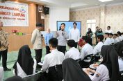Wakil Presiden Tinjau Pelatihan Vokasi di SMKN 4 Bandar Lampung