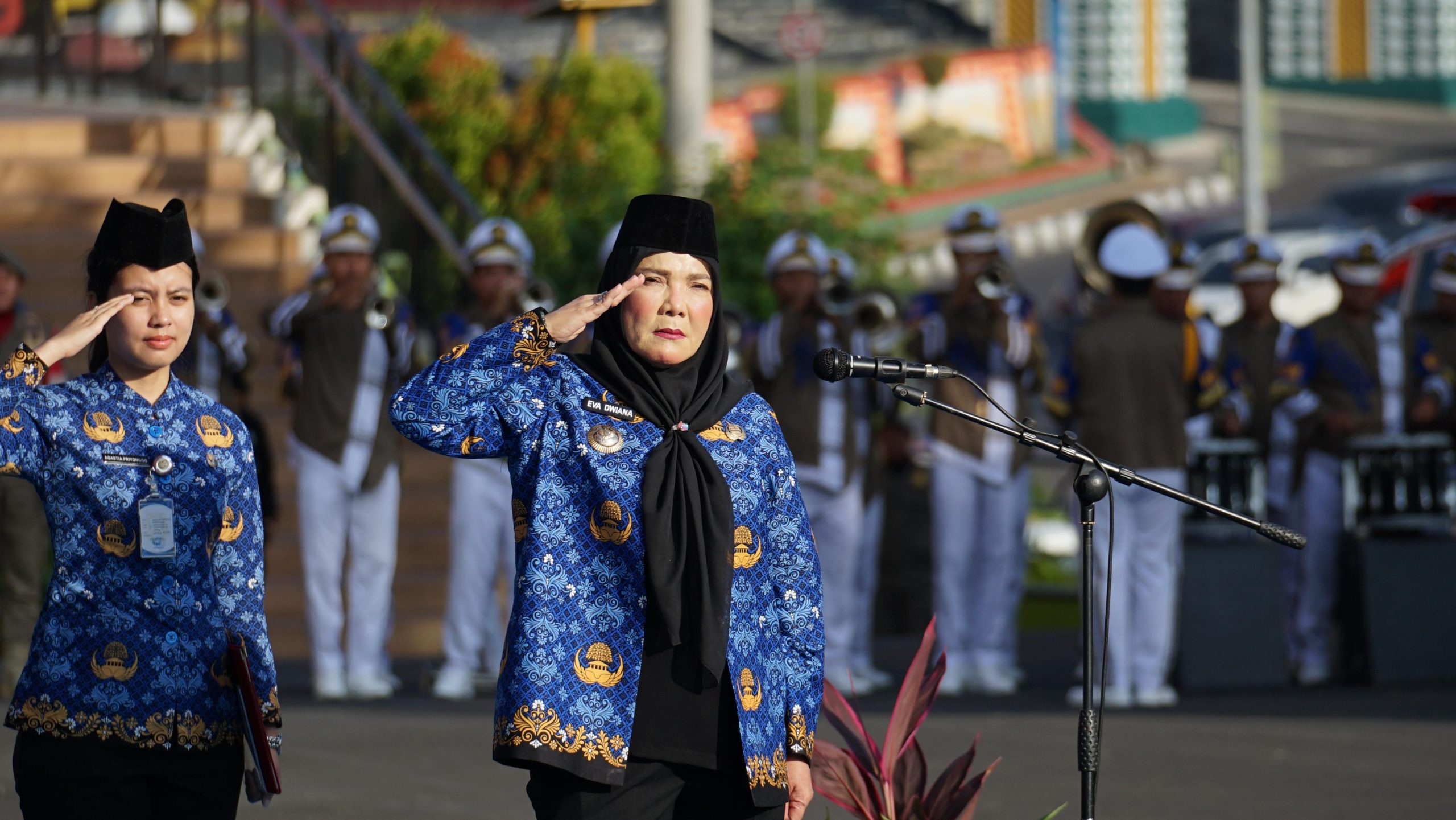 Walikota Eva Dwiana Melaksanakan Upacara Hari Pancasila