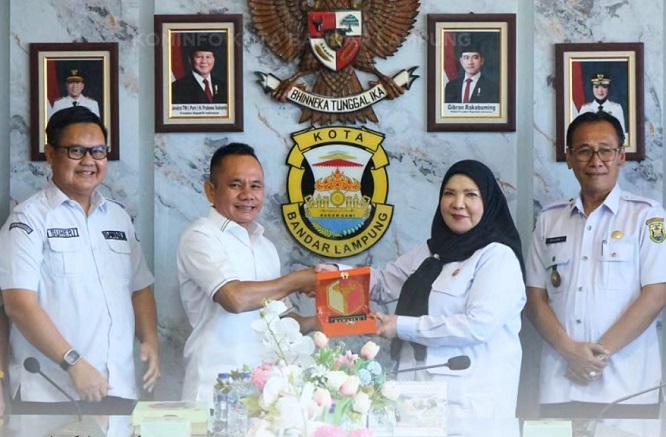 Wali Kota Eva Dwiana Terima Audiensi Bawaslu Provinsi Lampung