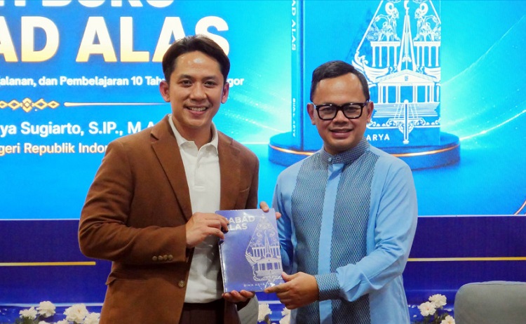Bedah Buku Babad Alas di Lampung Selatan, Bima Arya dan Bupati Egi Dorong Lahirnya Pemimpin Masa Depan Indonesia Emas