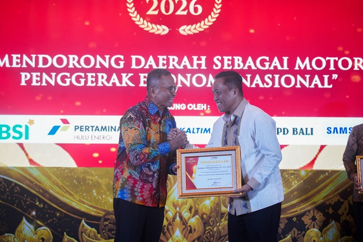 Gubernur Lampung Raih Penghargaan Pemimpin Daerah Inspiratif Sektor Pertanian