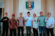Gubernur Mirza Terima Silaturahmi 5 Tokoh Adat Sai Batin, Bahas Arah Pembangunan dan Pemberdayaan Masyarakat Adat