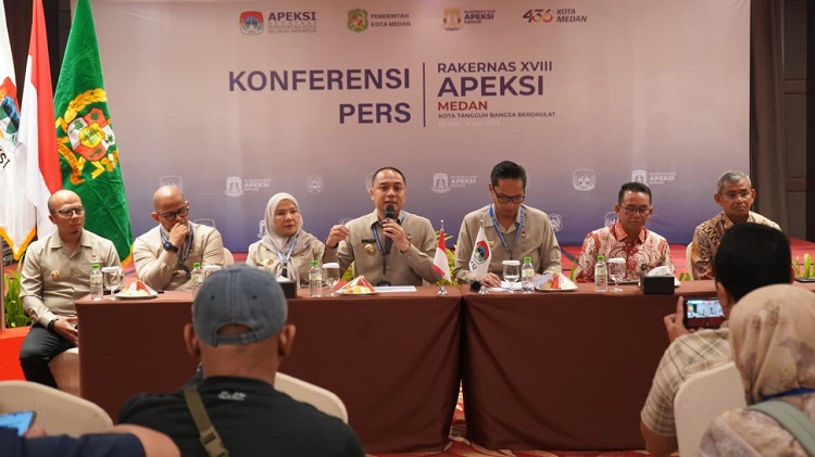 Wali Kota Bandar Lampung Hadiri Pleno dan Penutupan Rakernas XVIII APEKSI