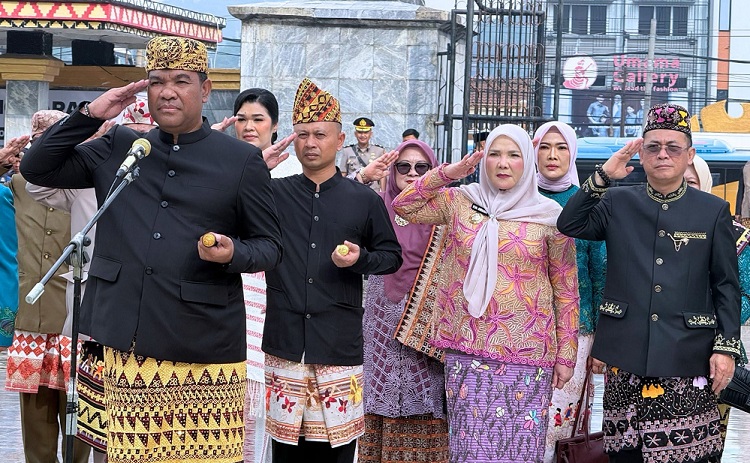 HUT Kota Bandar Lampung ke 344, Wali Kota dan Jajaran Forkopimda Tabur Bunga di Taman Makam Pahlawan