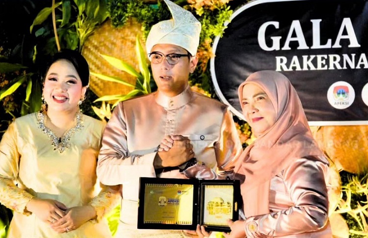 Wali Kota Eva Dwiana Hadiri Gala Dinner Rakernas XVIII APEKSI di Kota Medan