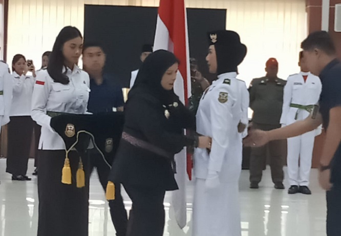 Wali Kota Eva Dwiana Kukuhkan Paskibraka Kota Bandar Lampung Tahun 2026