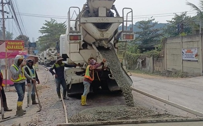 Pemkot Bandar Lampung Mulai Dikerjakan Rekonstruksi Jalan Tirtayasa