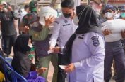 Wali Kota Bandar Lampung Saluran Bantuan Pangan, Bantu Penuhi Kebutuhan Pokok Warga