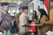 Wali Kota Bandar Lampung Serahkan Hibah Rp1,9 Miliar untuk Rumah Ibadah dan Kelompok Masyarakat