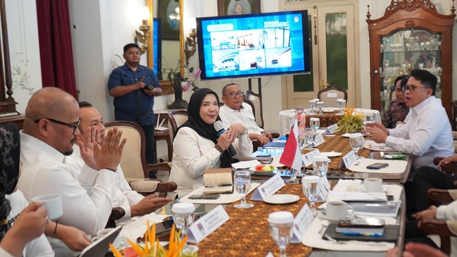 Wali Kota Eva Dwiana Hadiri Rangkaian Kegiatan APEKSI di Kota Solo