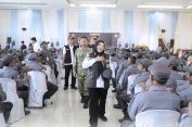 Wali Kota Eva Dwiana Hadiri Seminar Kemah Bakti Satya Linmas Bandar Lampung